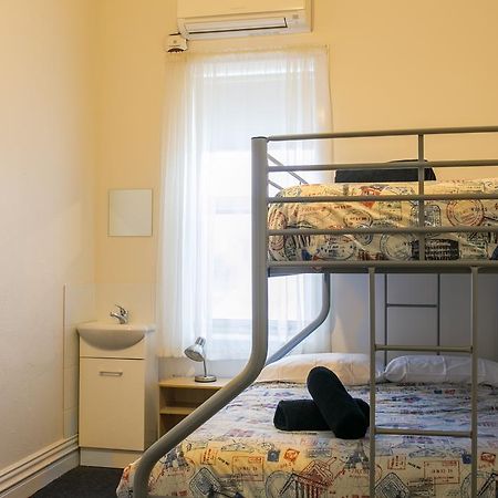 The Cally Hotel Γουόρναμπουλ Εξωτερικό φωτογραφία