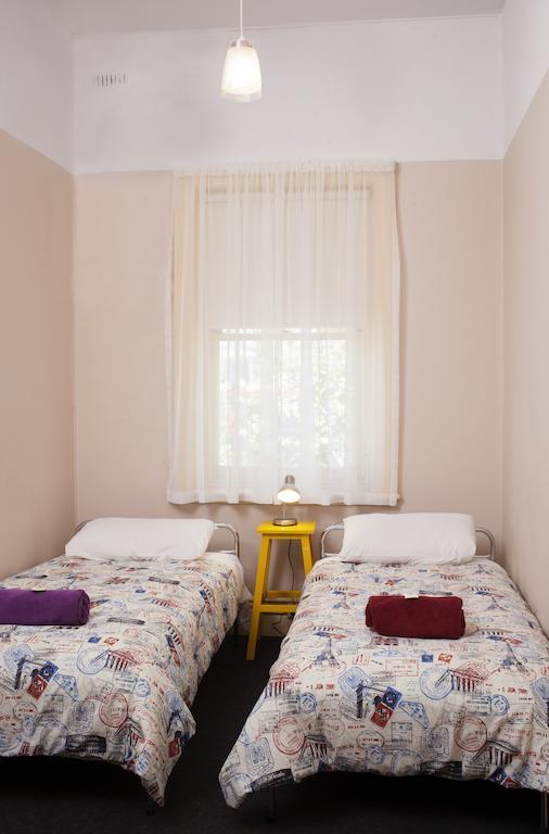 The Cally Hotel Γουόρναμπουλ Δωμάτιο φωτογραφία