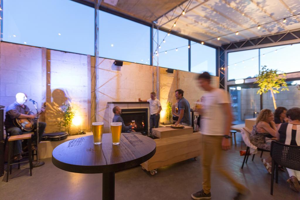 The Cally Hotel Γουόρναμπουλ Εξωτερικό φωτογραφία